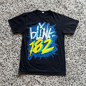 Blink 182 Tee Shirt Black Short Sleeve Blue Yellow Large Graphic Men’s Medium
